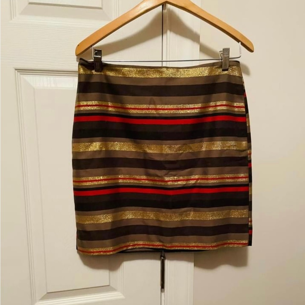 Banana Republic mini skirt…NWT size 8